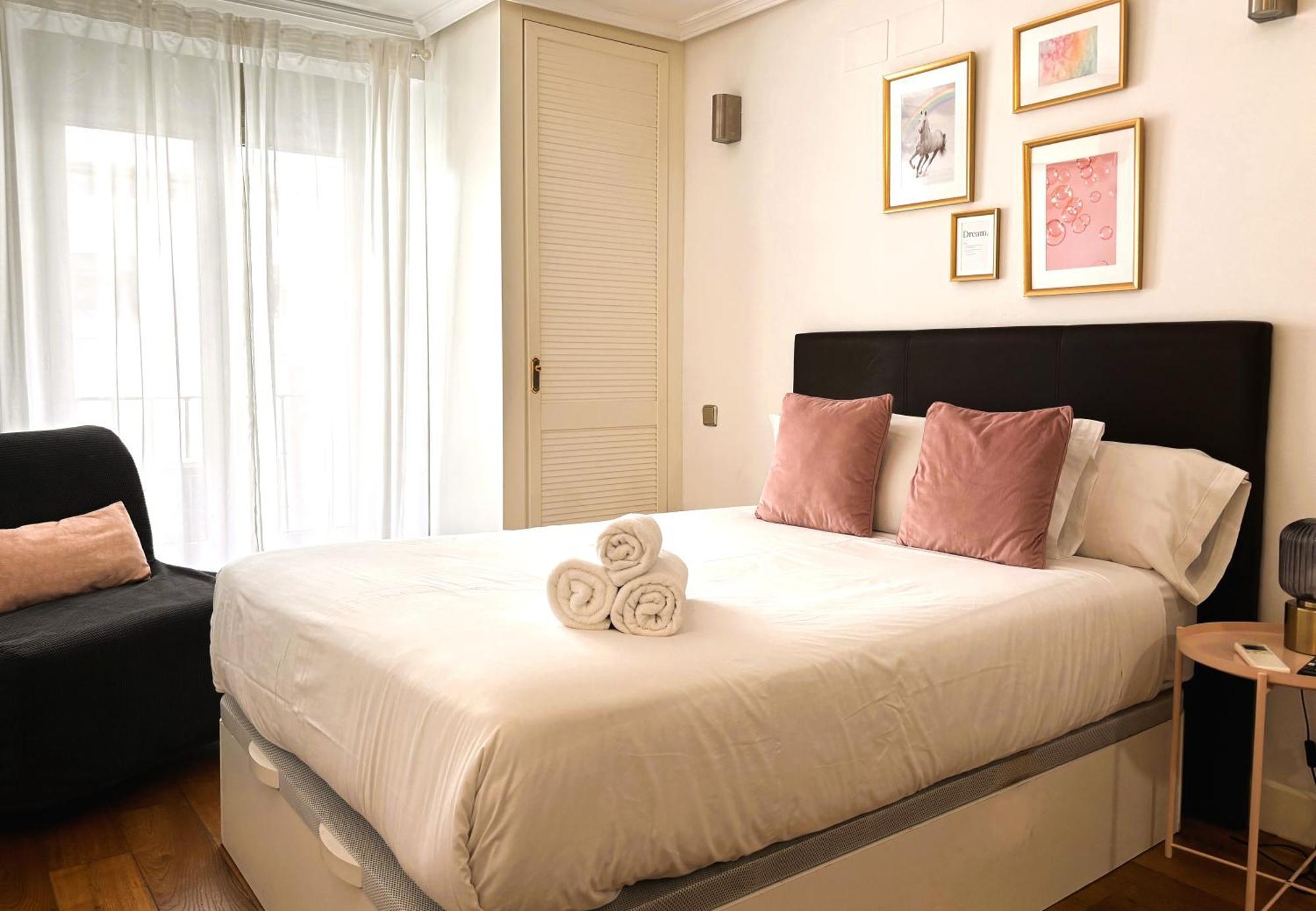 Chueca Apartamentos Noxi Madrid Buitenkant foto